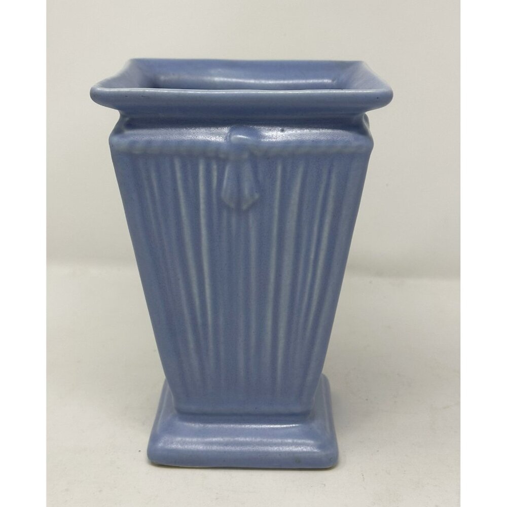 Vtg 1940s/1950s CAMARK POTTERY DELPHINEUM BLUE 7.25" VASE #639 Draping w/Sticker